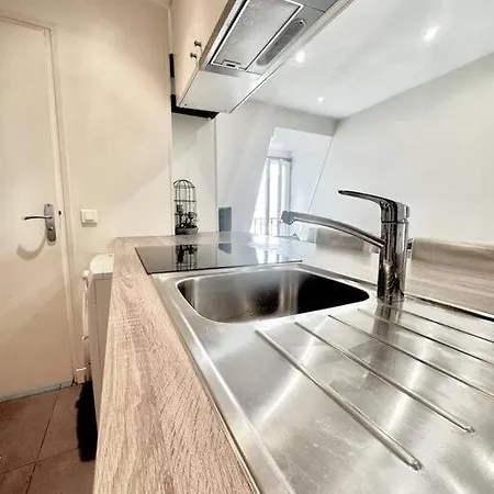 *perfect Place In Paris* Apartment