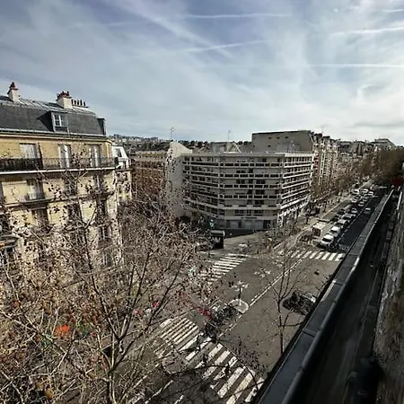 *perfect Place In Paris* * Paris