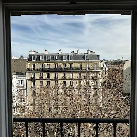 *perfect Place In Paris* Apartment